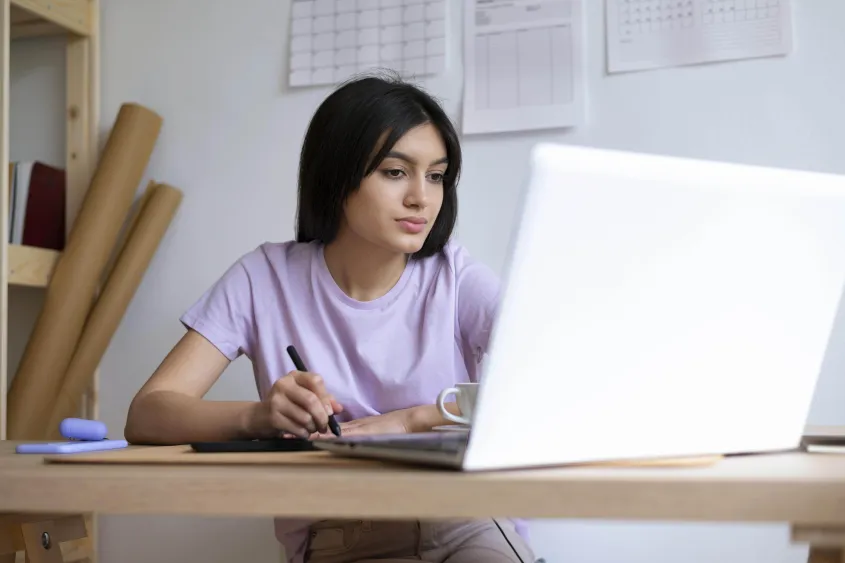 Student learning online